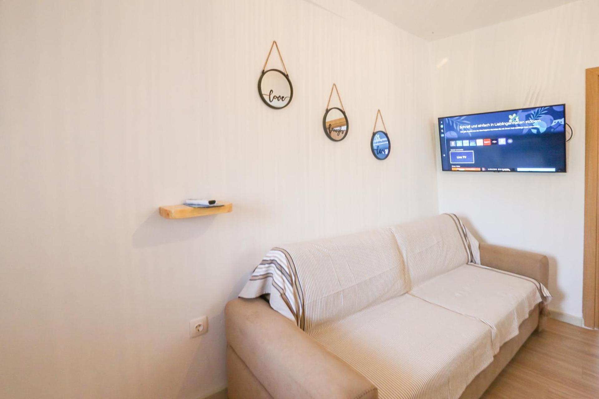 Village View Apartments Himare Luaran gambar