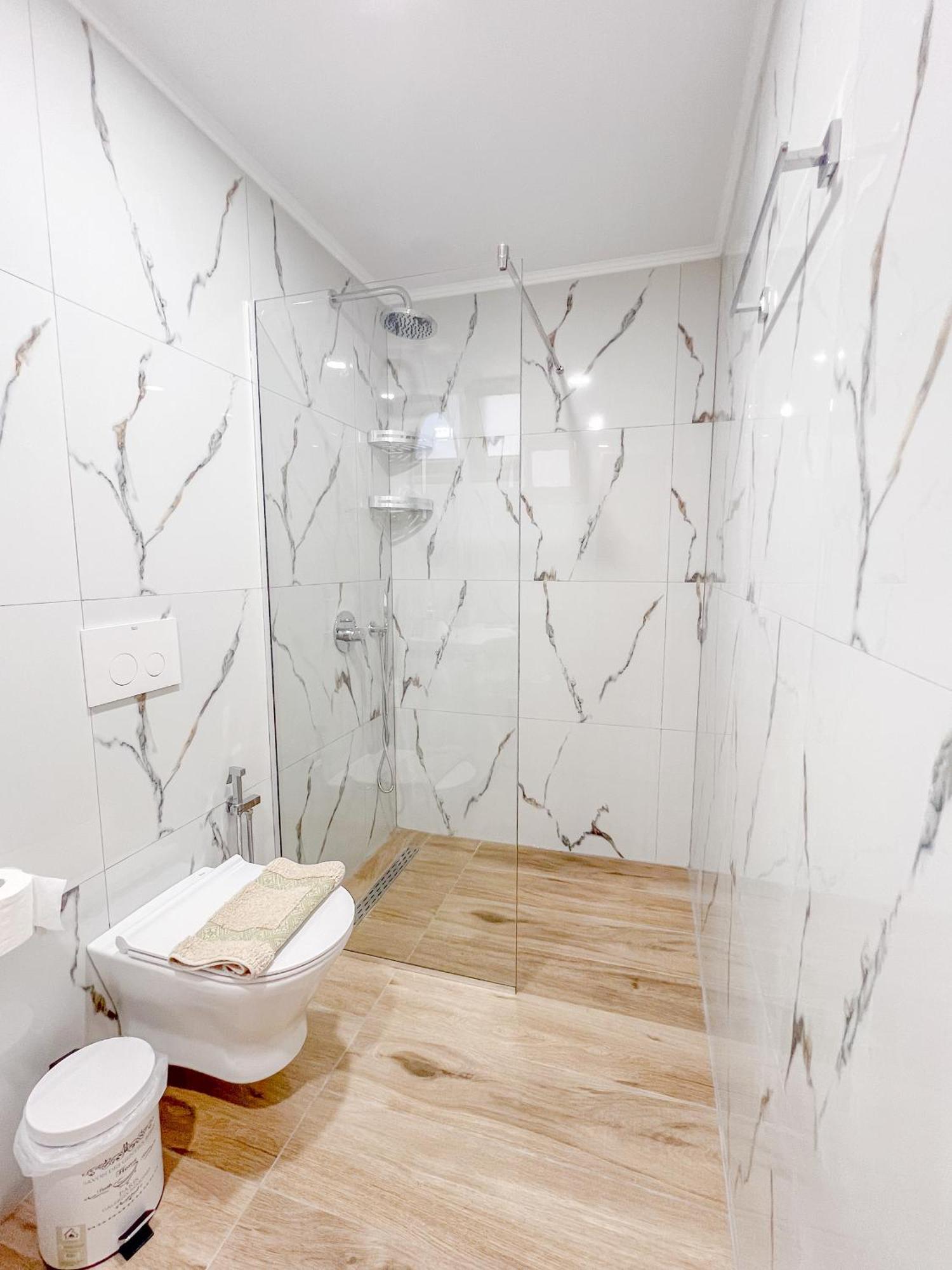 Village View Apartments Himare Luaran gambar