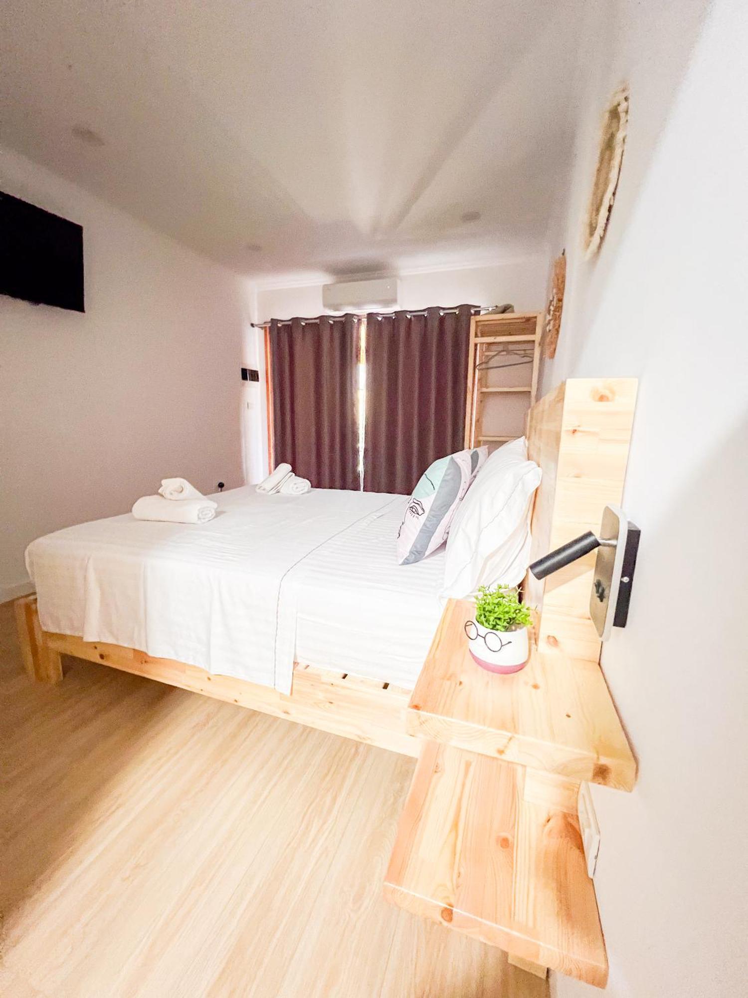 Village View Apartments Himare Luaran gambar
