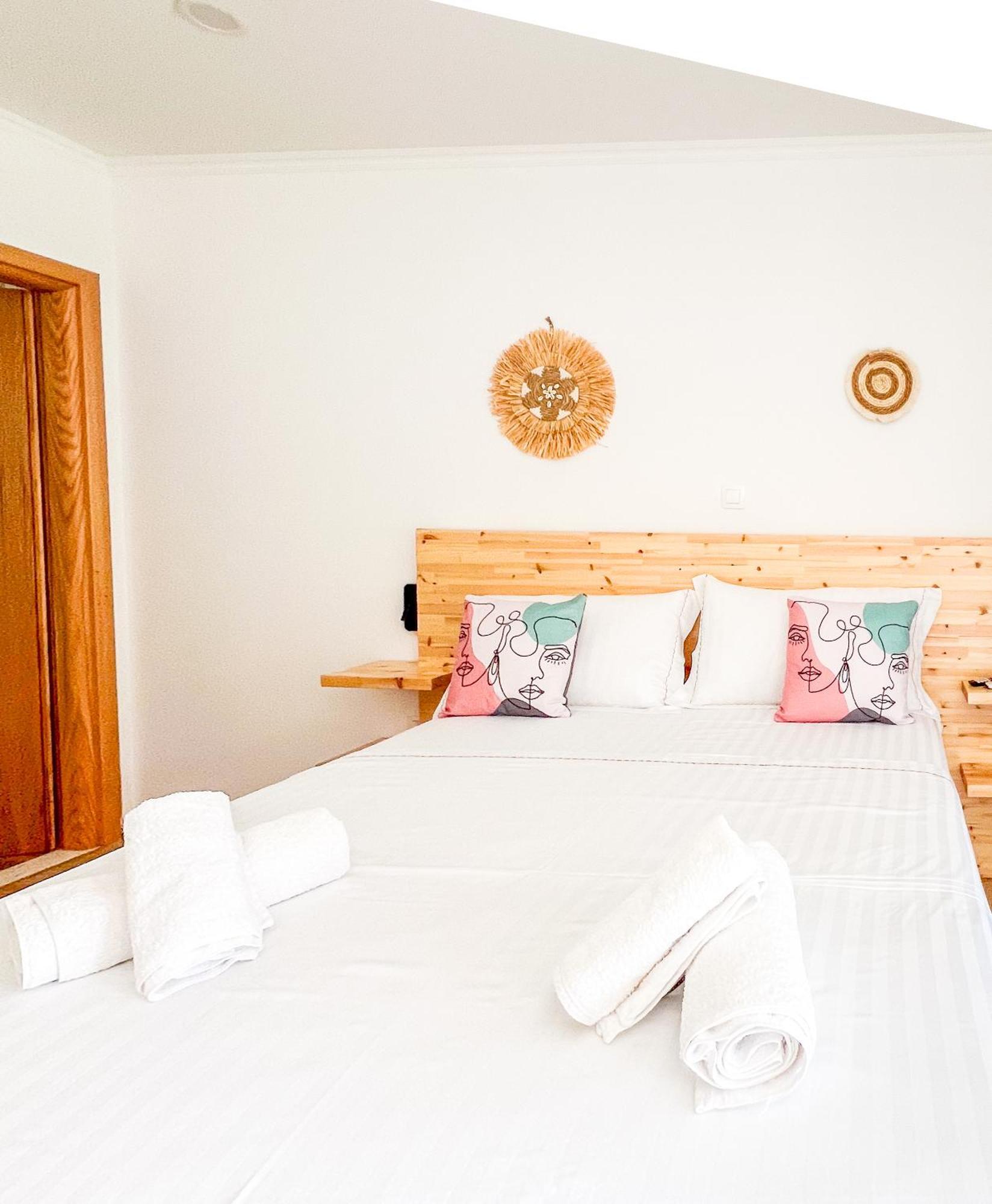 Village View Apartments Himare Luaran gambar