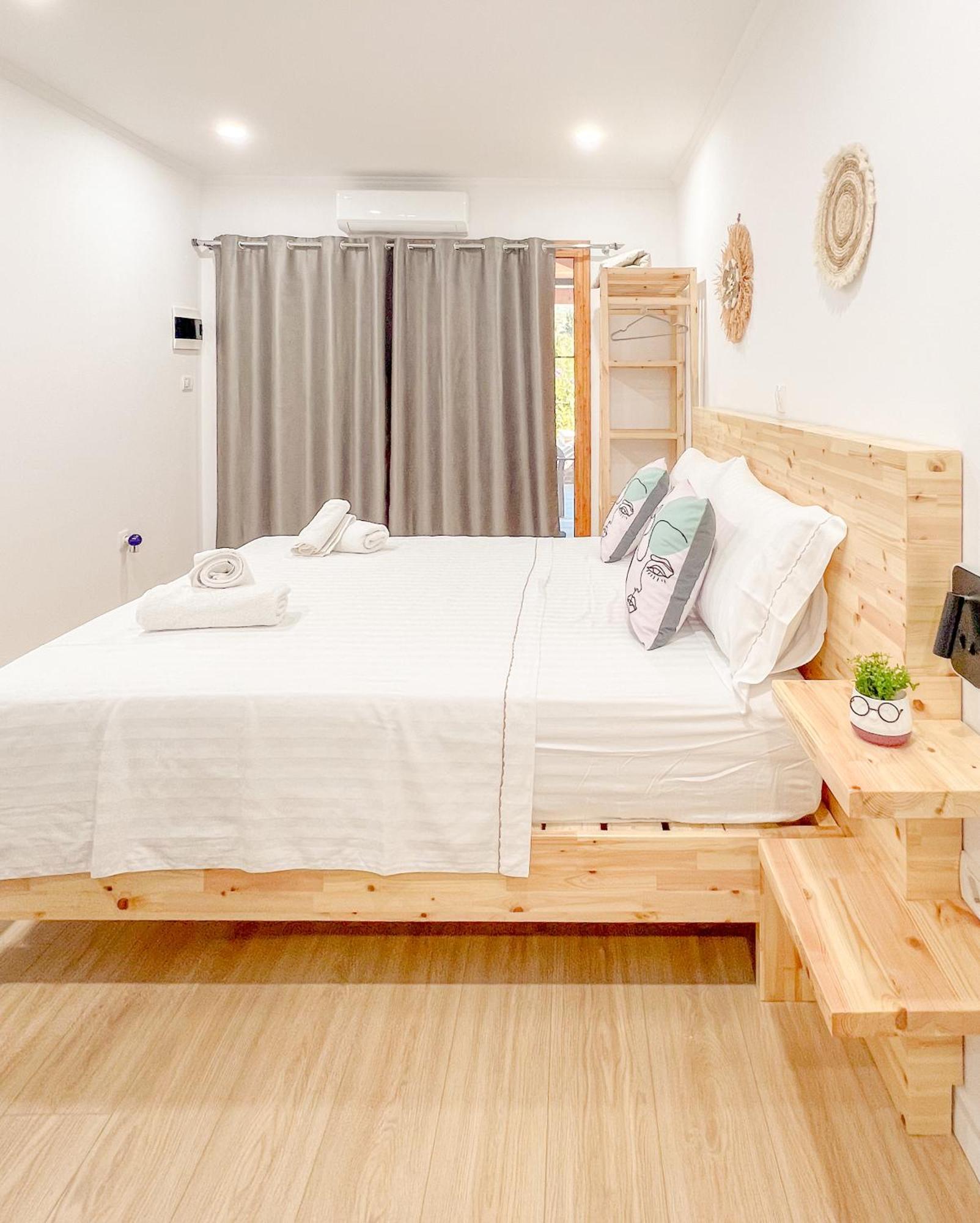 Village View Apartments Himare Luaran gambar