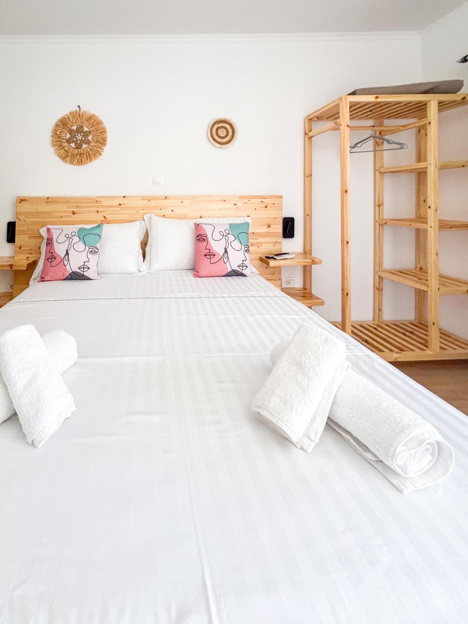 Village View Apartments Himare Luaran gambar